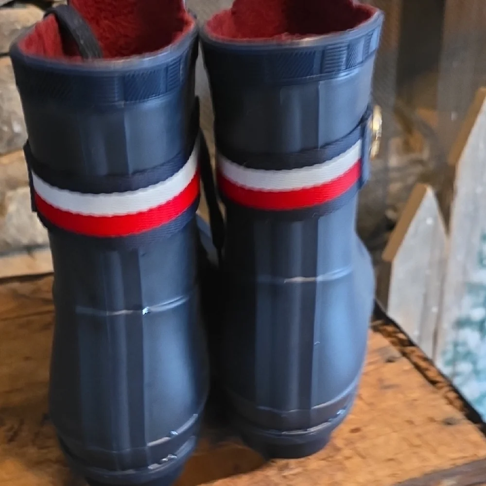 Tommy Hilfiger Black Combat Style Rain Boots with Red Interior